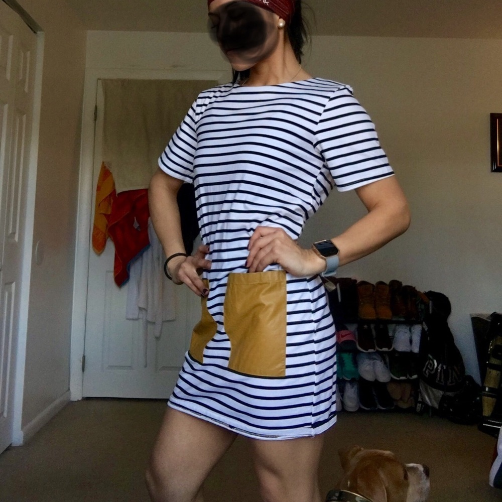 TOBI - Striped dress with large pockets!